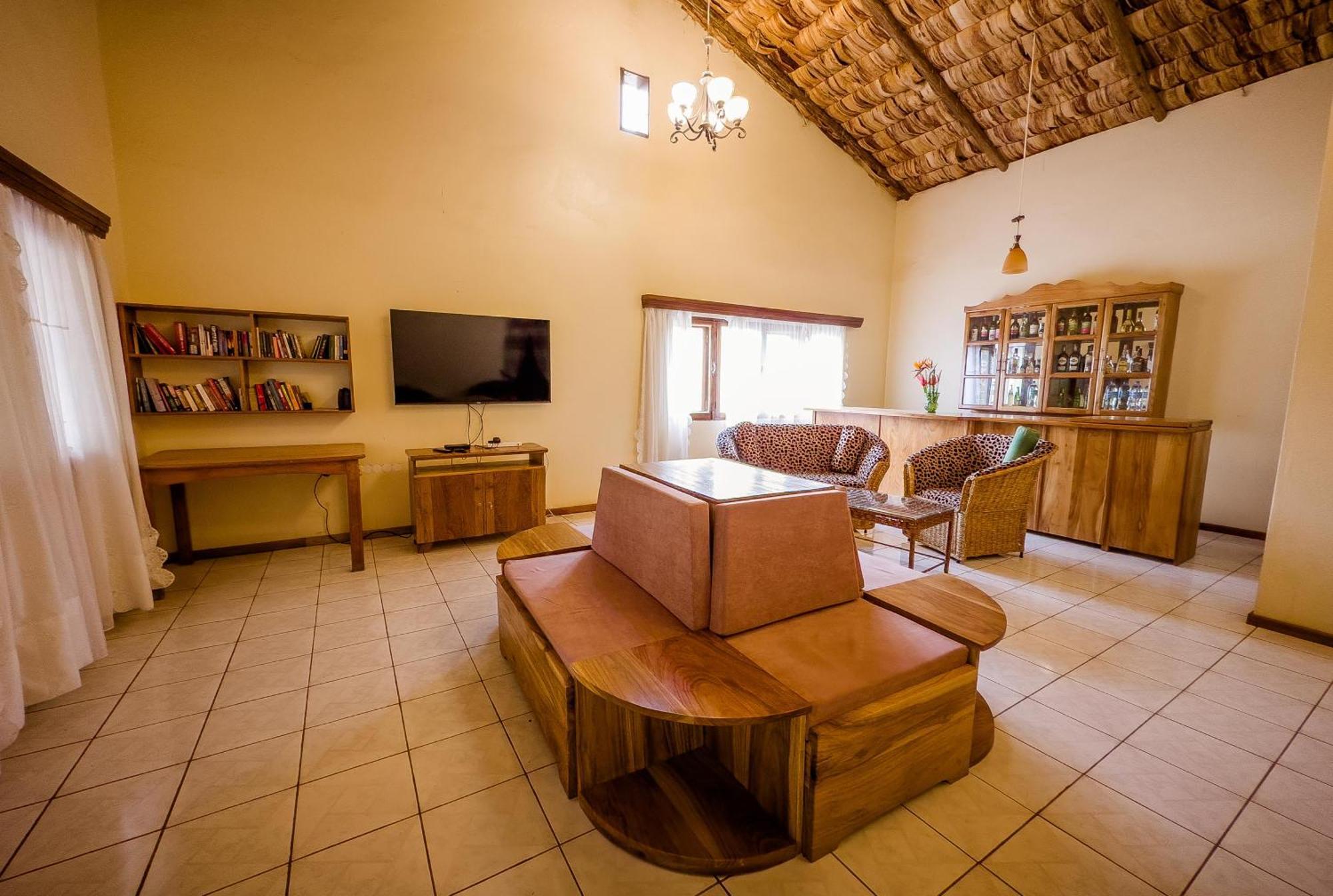 Meru View Lodge Usa River Luaran gambar